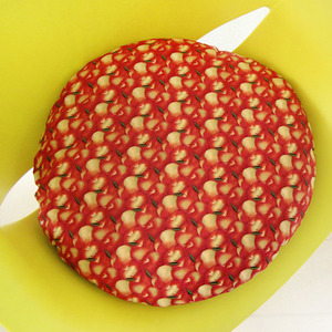 Red Apple Mat